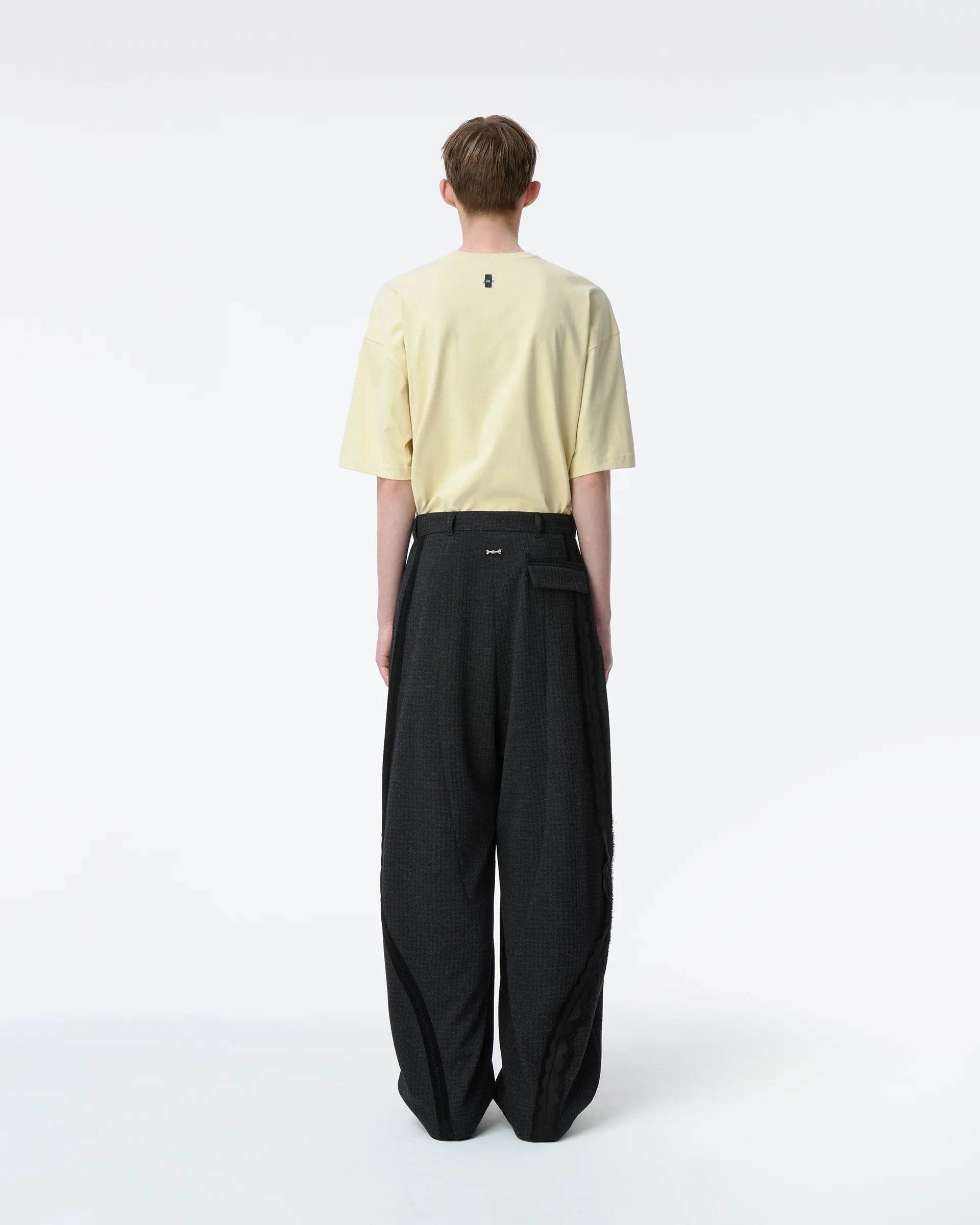 XS