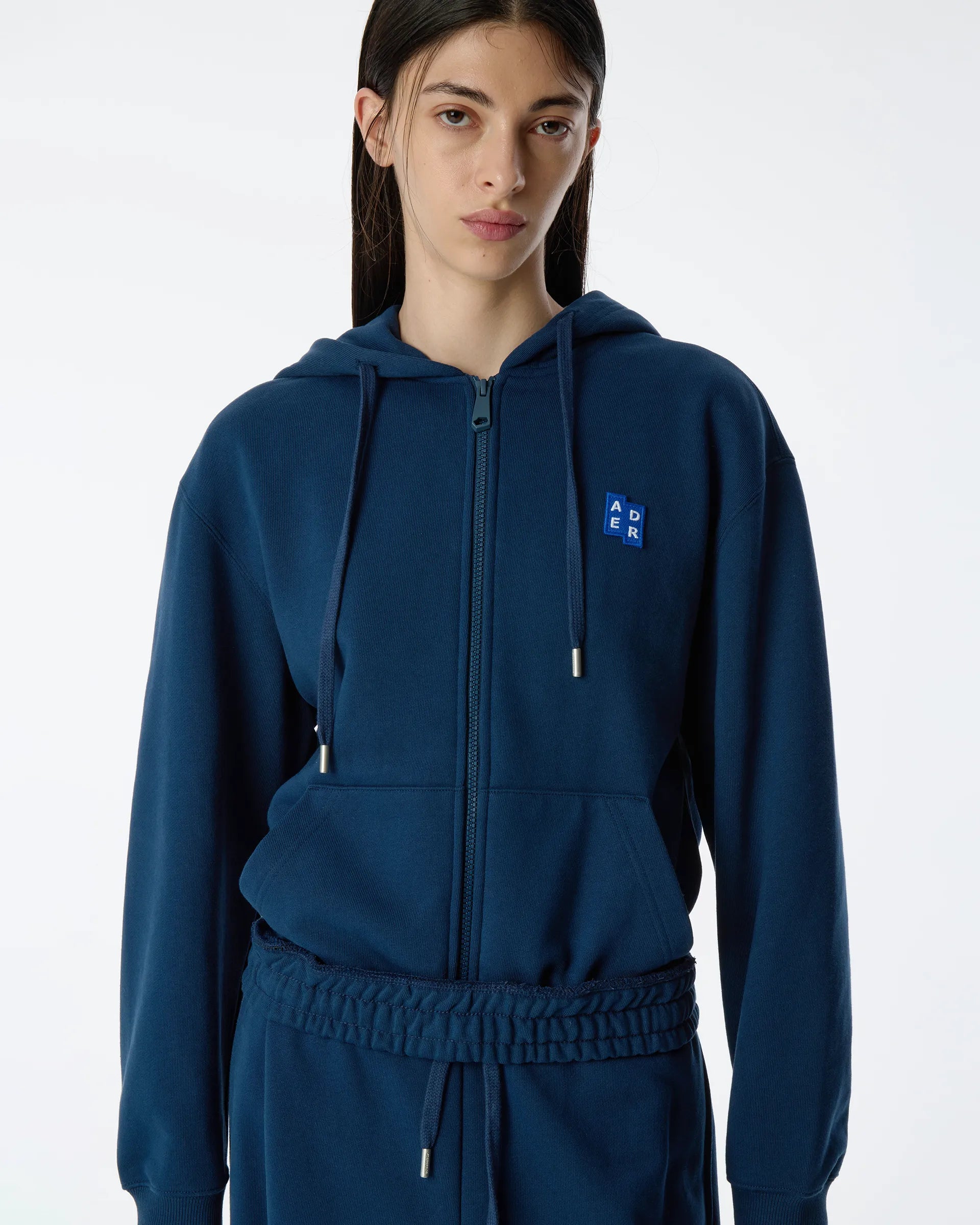 XS