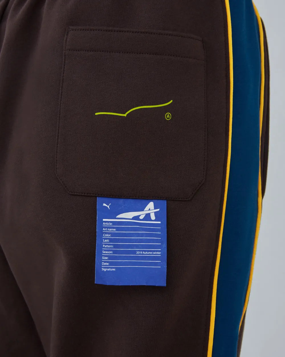 XS