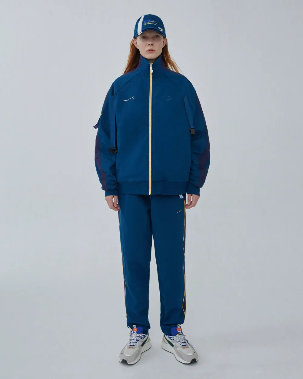 XS
