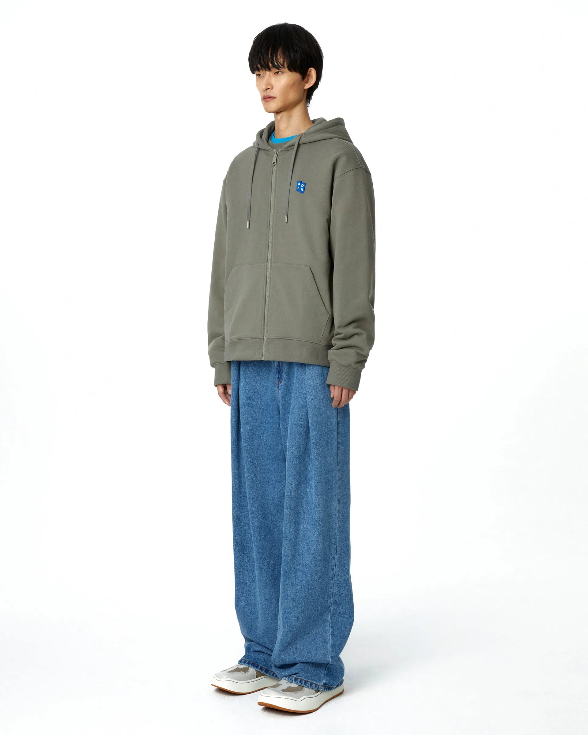 XS