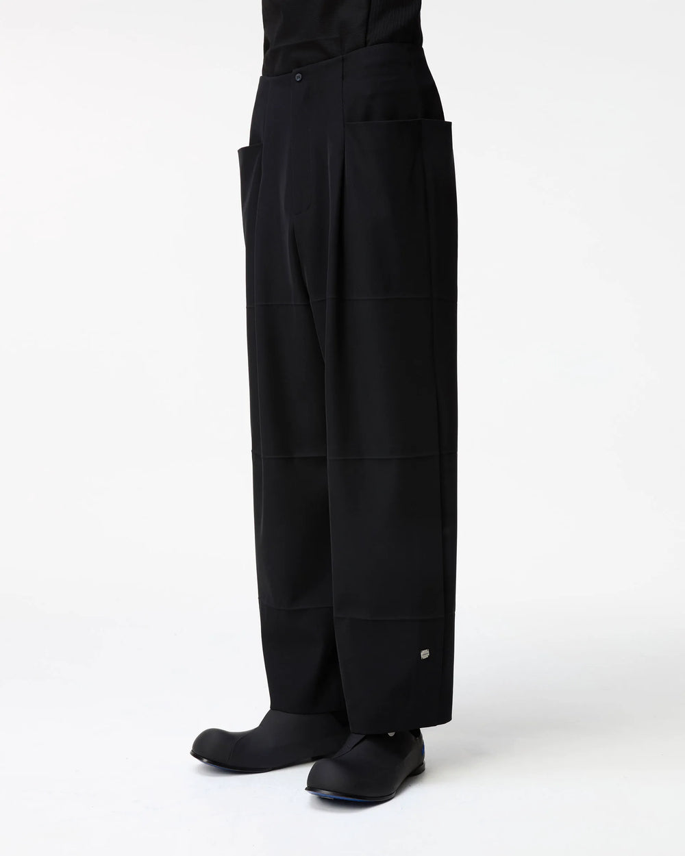 XS