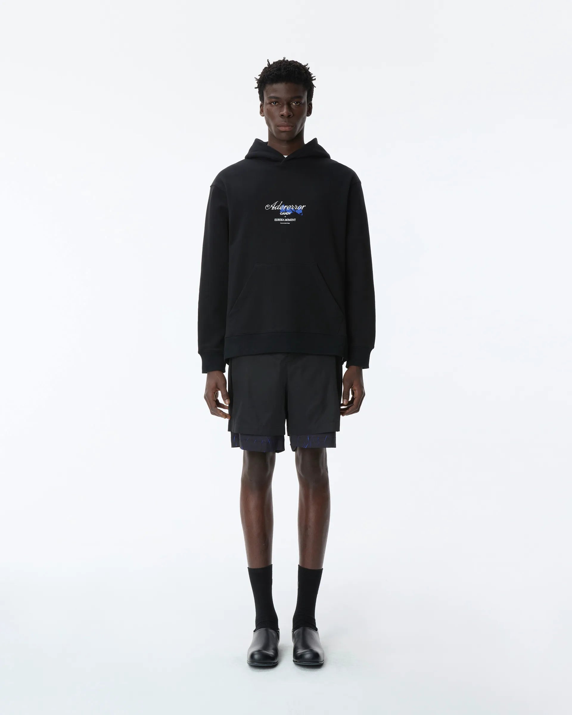 XS