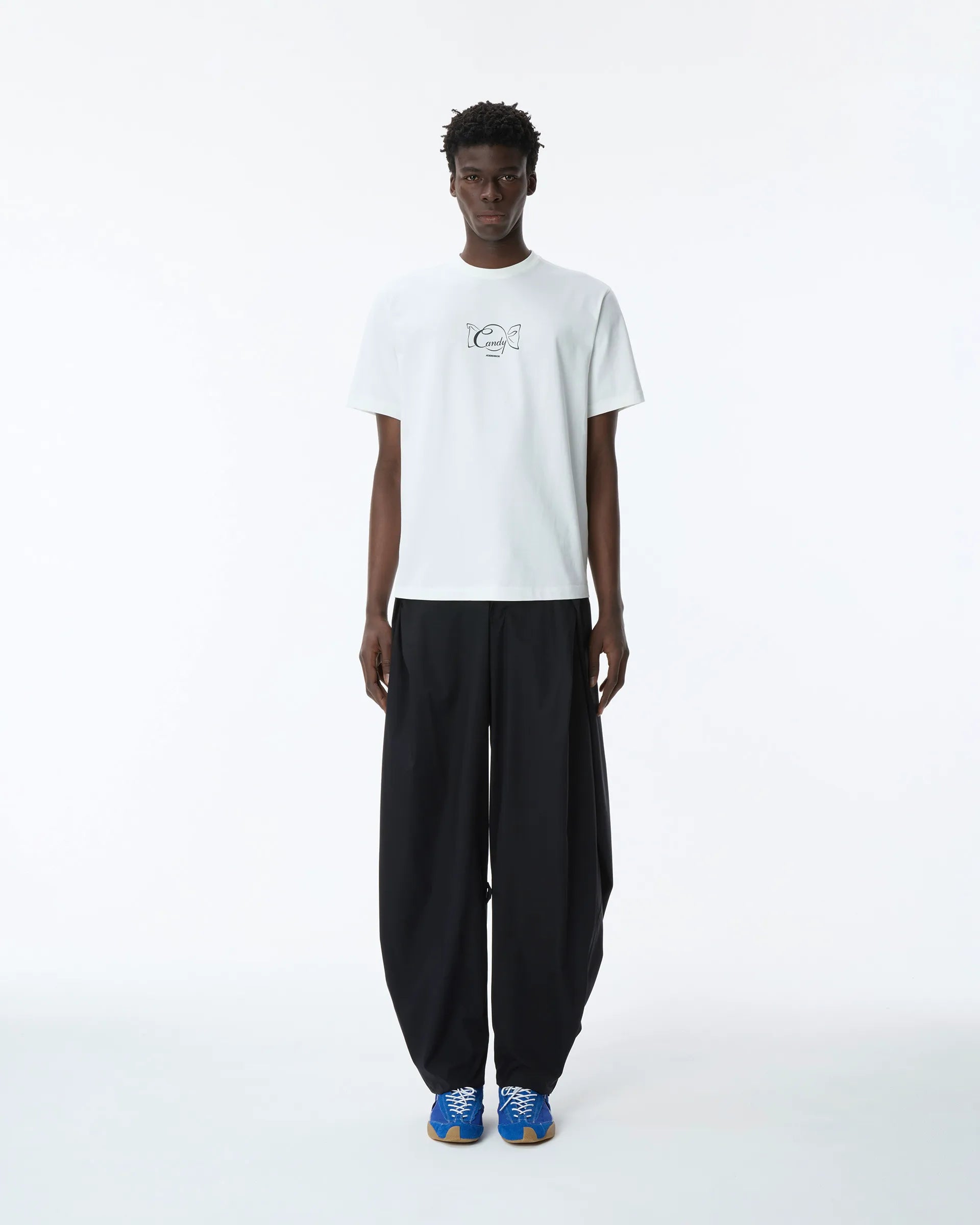 XS